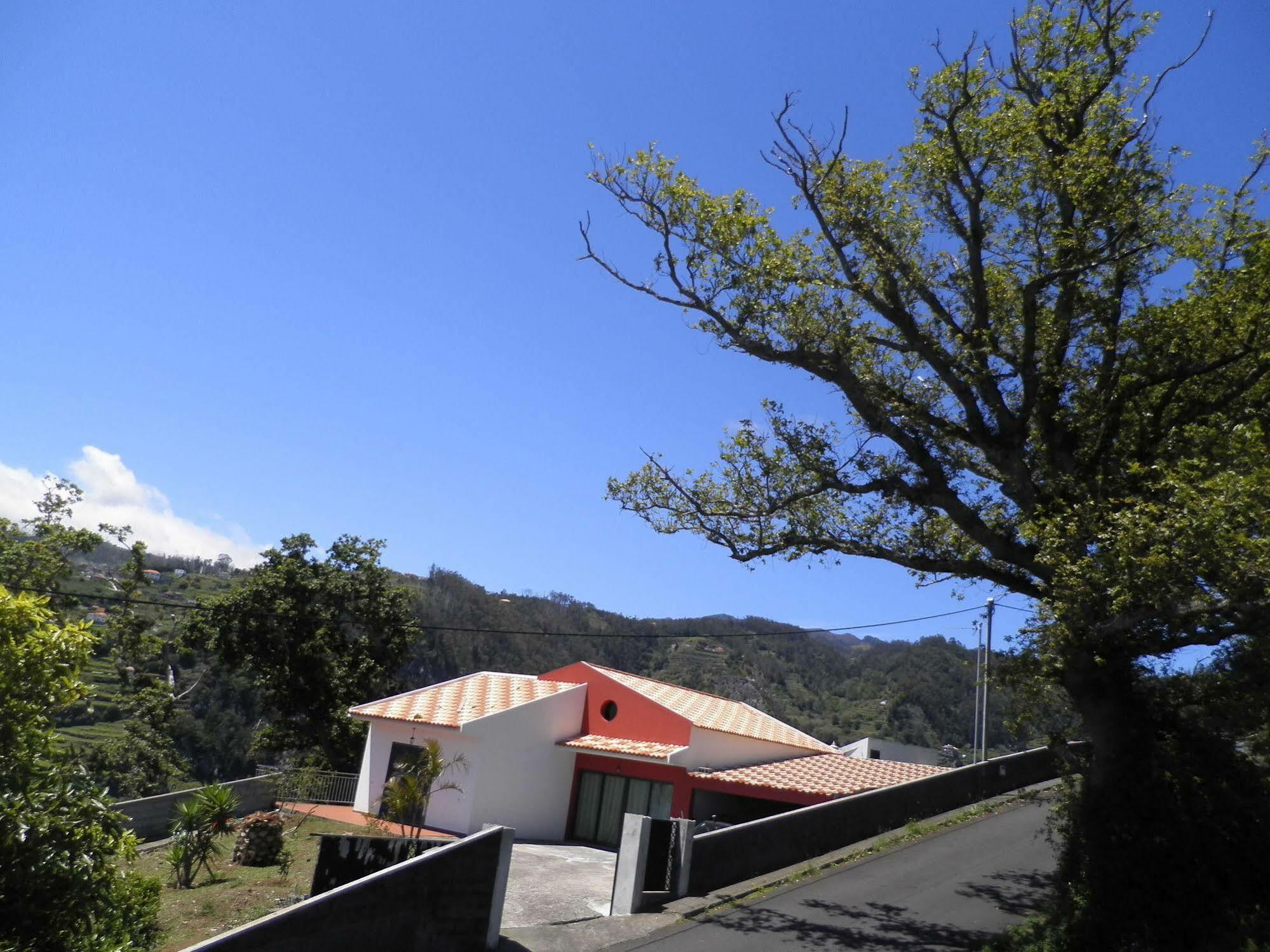 Villa Luz - Family House Vacations- Large Private Outdoor Area Santa Cruz  Bagian luar foto